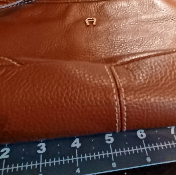 Aigner Small Shoulder Bag - Picture 2 of 5